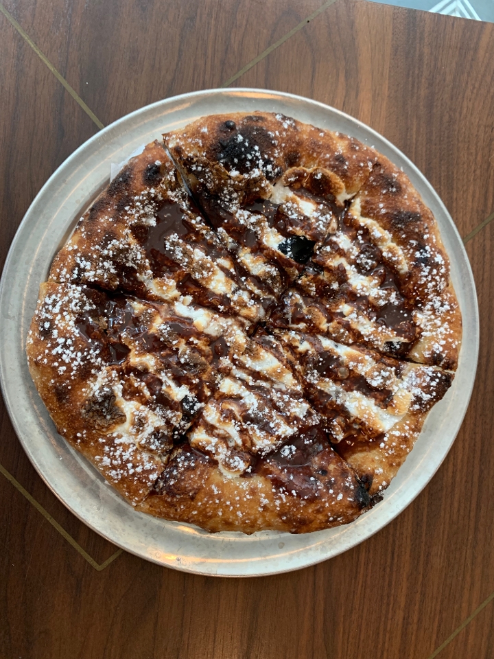 Order Nutella Pizza food online from Pizzeria Bardea store, Wilmington on bringmethat.com