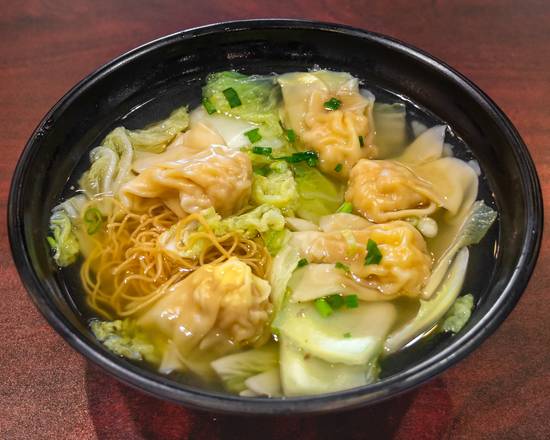 Order Shrimp Wonton Noodle Soup food online from Golden Wok store, San Mateo on bringmethat.com