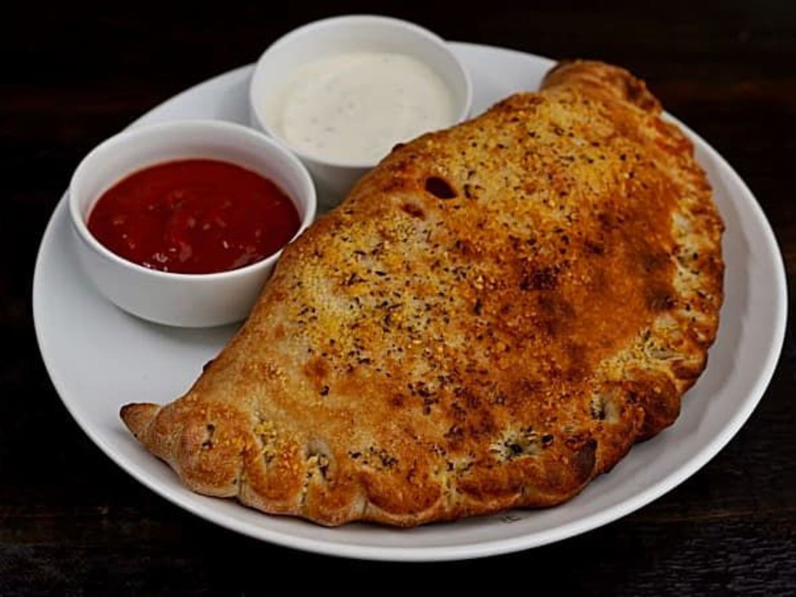 Order BYO Calzone food online from Calzones store, Lombard on bringmethat.com