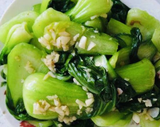 Order Bok Choy with Garlic Sauce 蒜蓉青江菜 food online from Beijing Noodle House 同顺面馆 store, Lake Forest on bringmethat.com