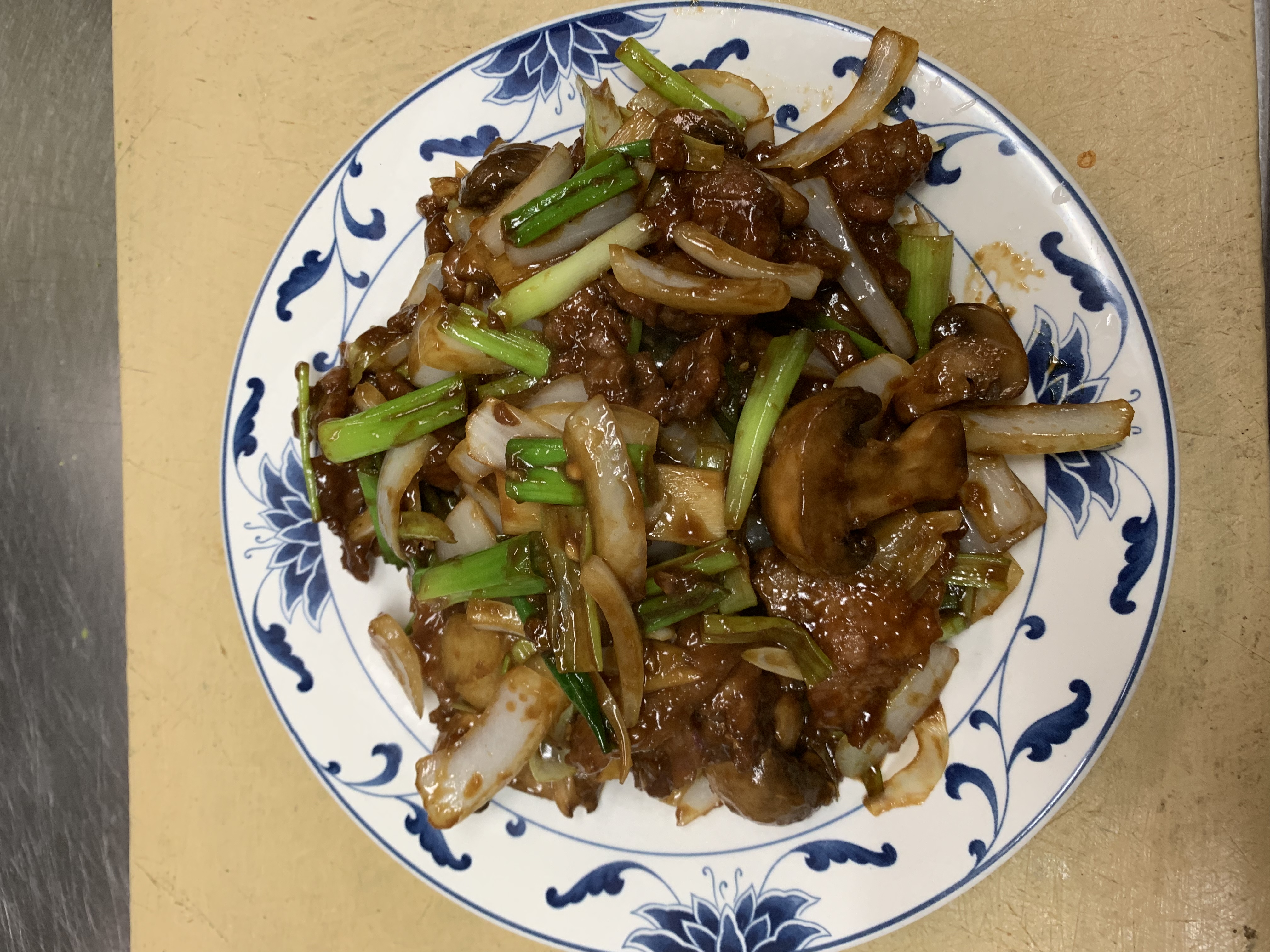 Order 79. Mongolian Beef food online from China Cafe store, Alexandria on bringmethat.com