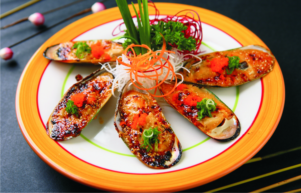 Order 1. Baked Green Mussel food online from I Love Sushi store, Santa Clarita on bringmethat.com