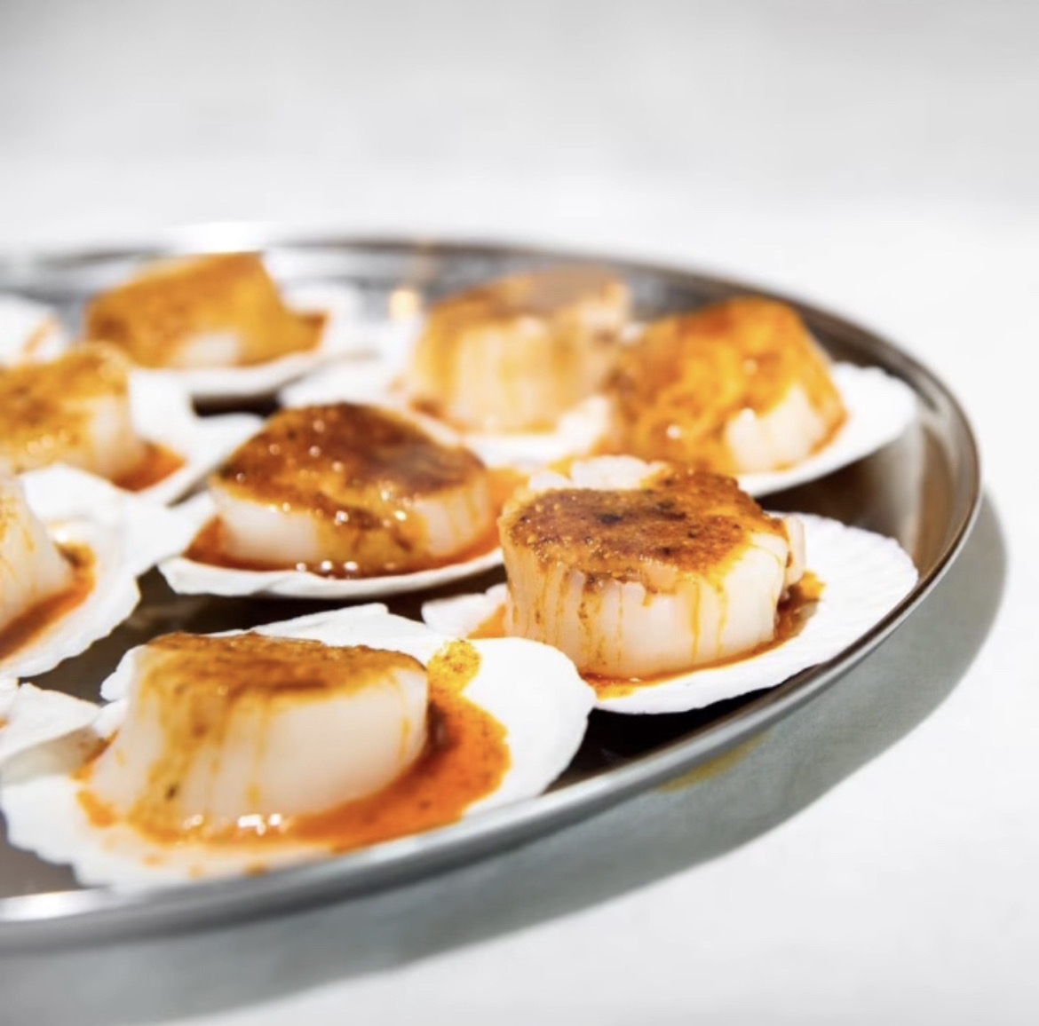Order Steamed Scallops food online from Shakin Crab store, Manassas on bringmethat.com