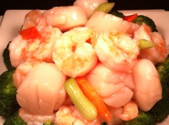 Order CS18. Seafood Delight Chef's Special food online from Emperor Chinese store, Charlotte on bringmethat.com