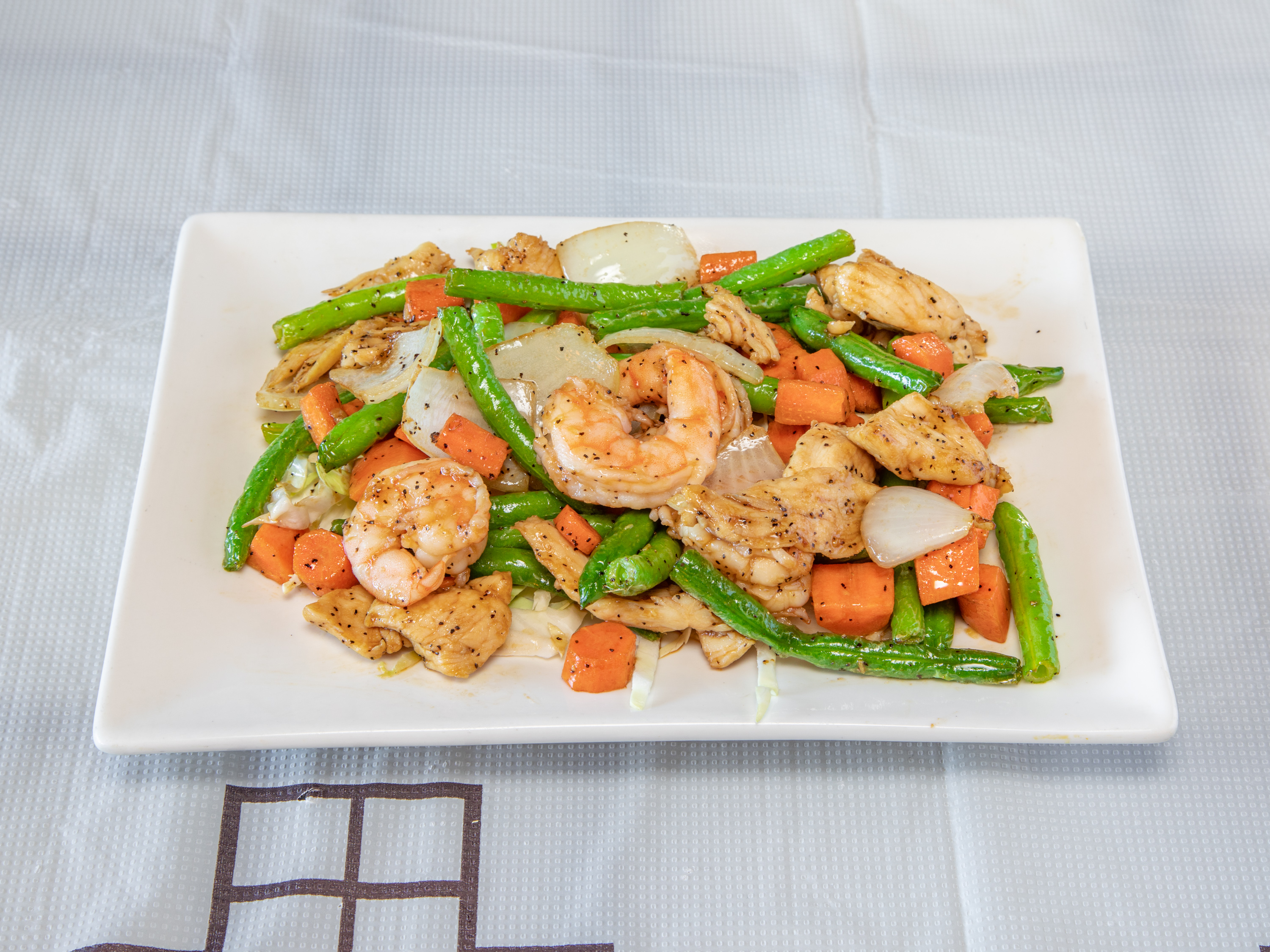 Order Blackened Shrimp and Chicken food online from Bamboo Cafe store, Glendale on bringmethat.com