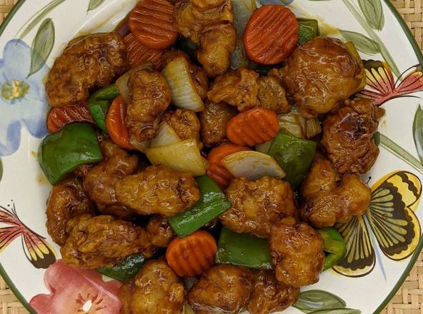 Order Entree: General Tso's Chicken  food online from Rice Box store, Louisville on bringmethat.com