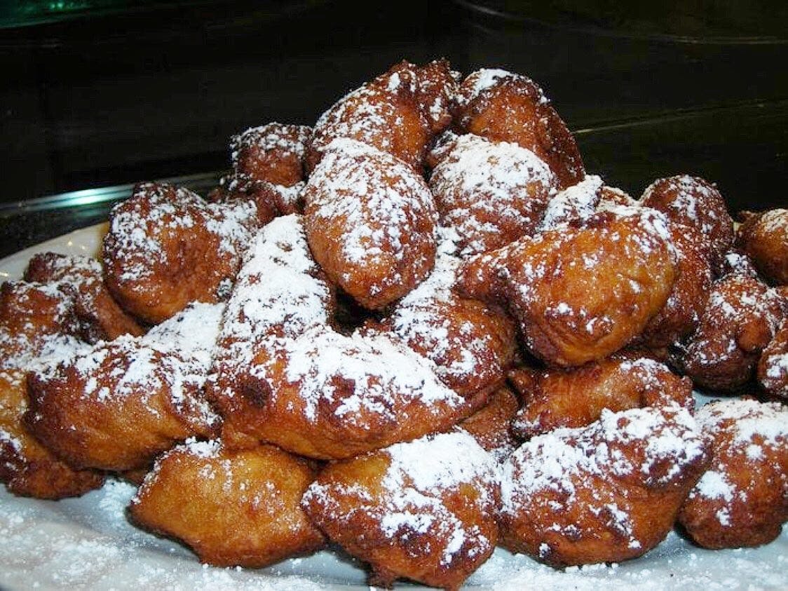 Order Zeppoles - Small food online from The Grotto Pizzeria store, New York on bringmethat.com