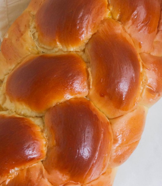 Order Challah Bread food online from Trunnell Gourmet Deli On 54 store, Owensboro on bringmethat.com