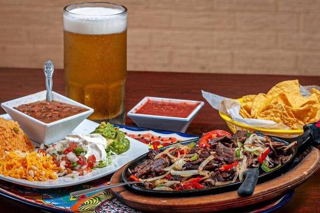 Order #51 Chicken or Beef Fajitas For One food online from Meno's Mexican Grill on E. Stan Schleuter Loop store, Killeen on bringmethat.com