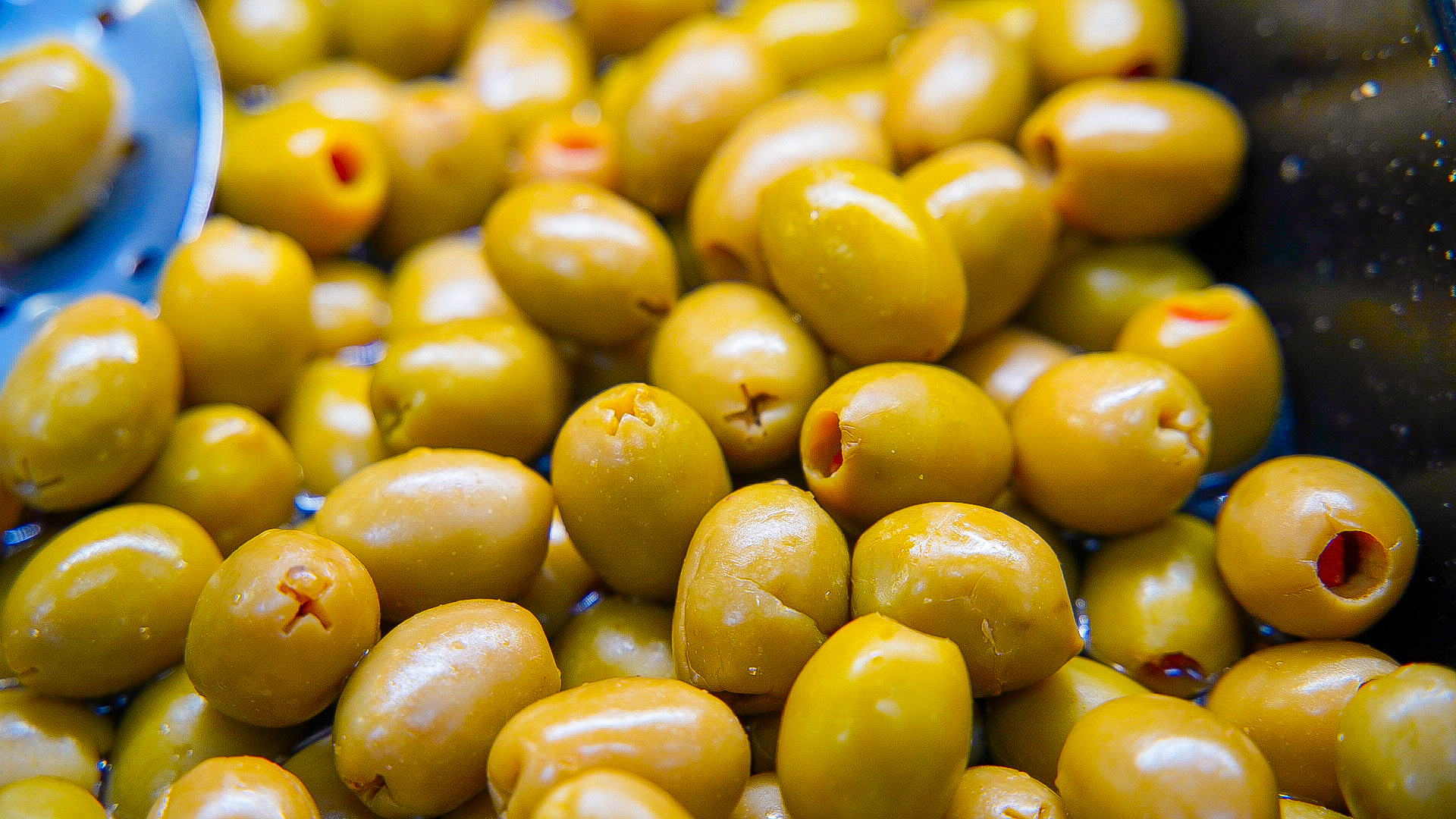 Order Green Olives  food online from Harry's Hilltop Catering Delicatessen store, Williston Park on bringmethat.com