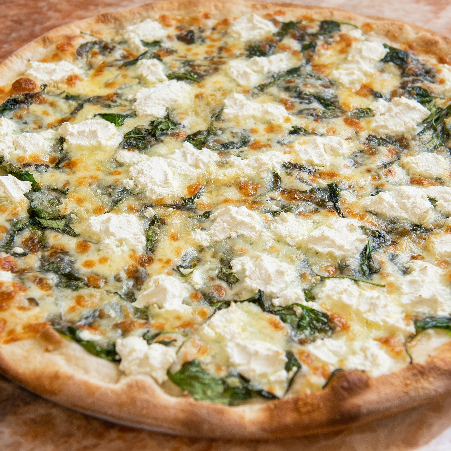 Order Spinach Ricotta Pizza - Small 12'' food online from Pizza Palace store, Middletown on bringmethat.com