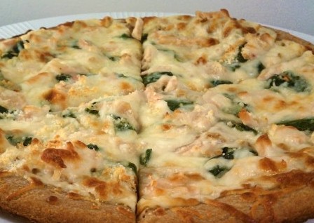 Order Chicken Broccoli Ranch Slice food online from Pizzaroni store, Albany on bringmethat.com
