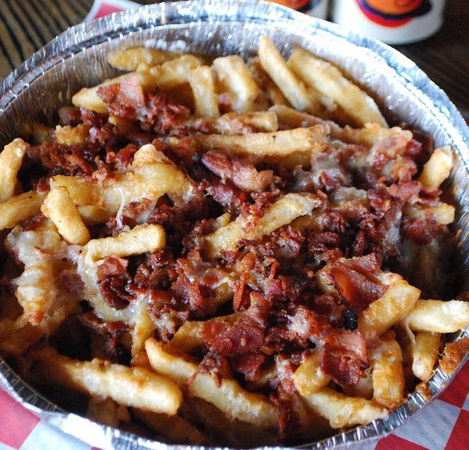 Order Bacon Cheddar Fries - Large food online from Pizza World store, Salem on bringmethat.com