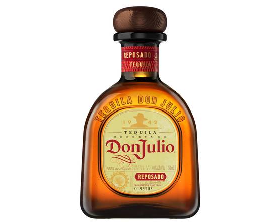 Order Don Julio Reposado, 750mL tequila (40.0% ABV) food online from VALU DISCOUNT LIQUOR #1 store, Houston on bringmethat.com