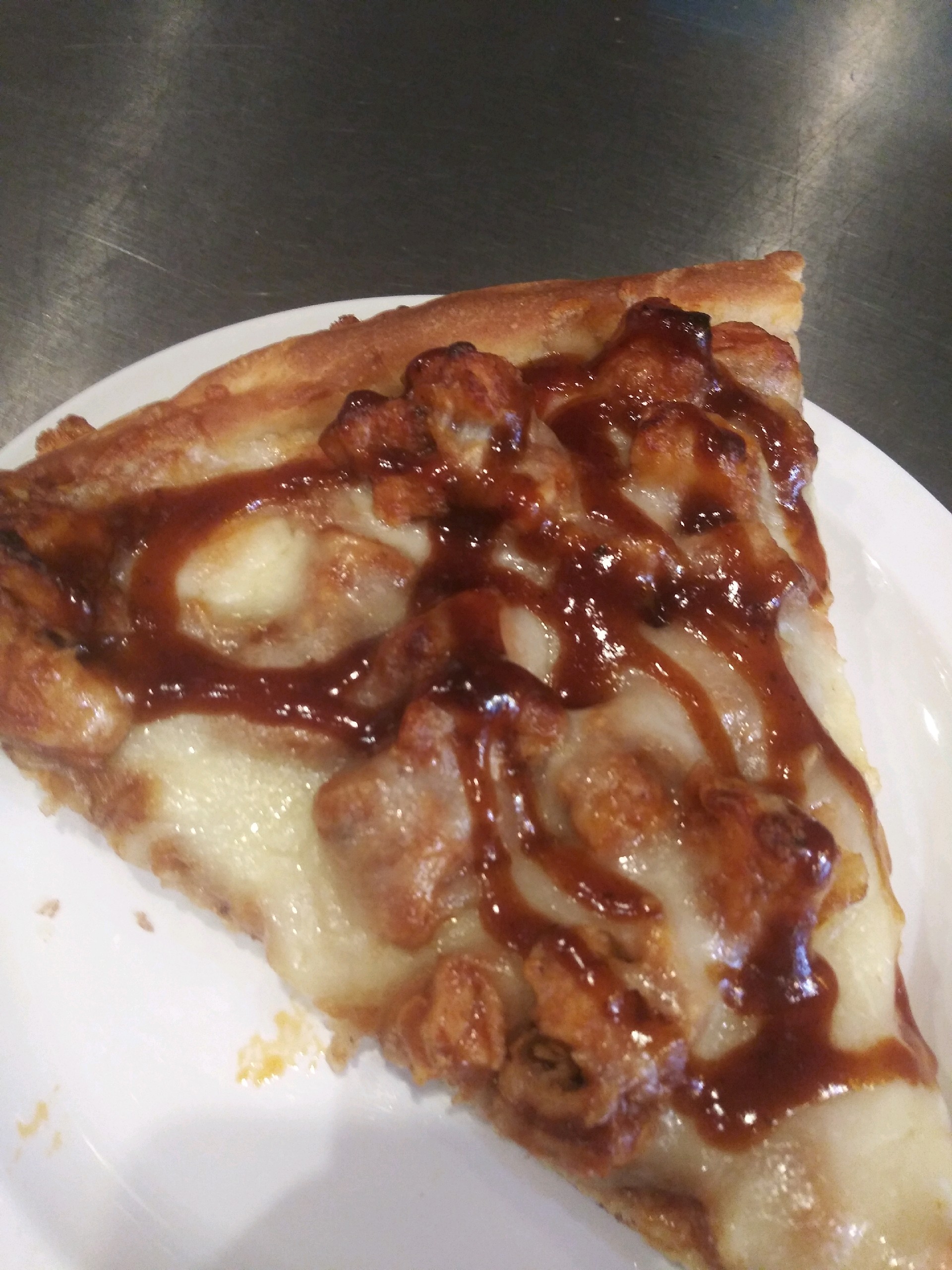 Order BBQ Chicken Pan Pizza Slice food online from Sofia's Pizza store, Brooklyn on bringmethat.com