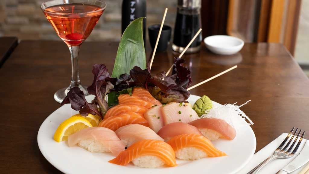 Order Sushi & Sashimi Combo food online from Ginza Japanese Cuisine store, Bloomfield on bringmethat.com