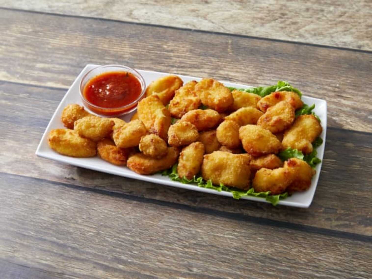 Order Wisconsin Cheese Curds food online from Evviva Bar & Eatery store, Lisle on bringmethat.com