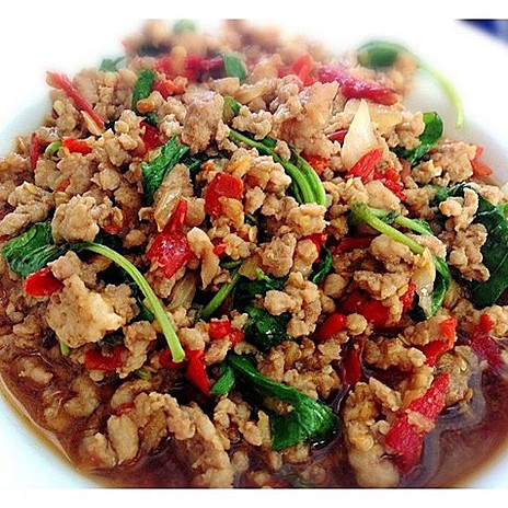 Order Ground Chicken Krapow food online from Thai Chili Restaurant store, Salem on bringmethat.com