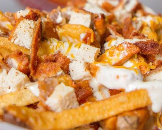 Order Buffalo Loaded Fries food online from Balboa Tap House store, San Diego on bringmethat.com