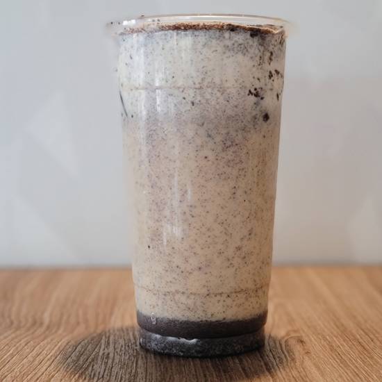 Order Large Oreo Latte food online from Babble Coffee And Boba Bar store, Oklahoma City on bringmethat.com