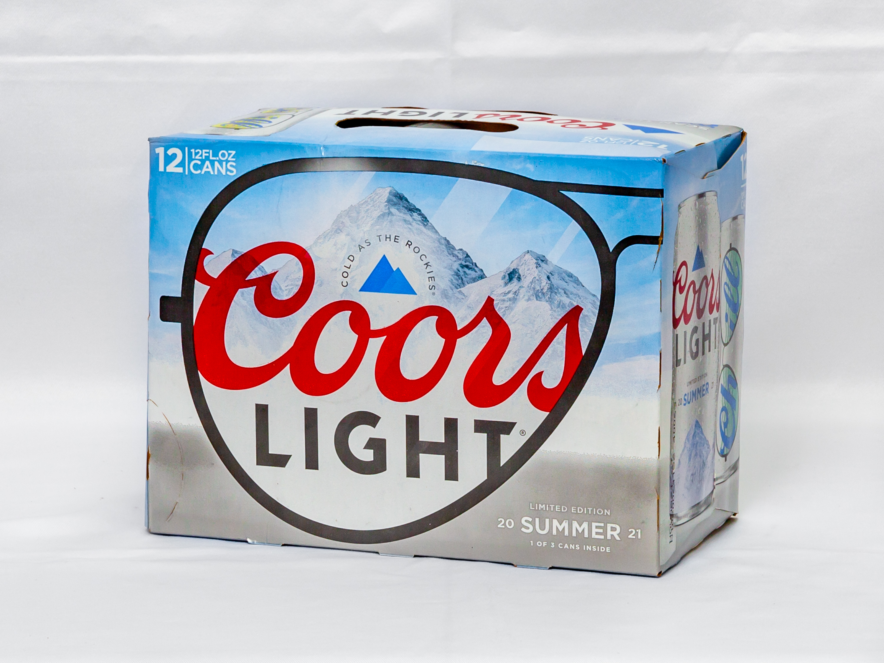 Order Coors Light Lager Beer Cans 12 oz.  food online from Pm Food & Liquor store, Harvey on bringmethat.com