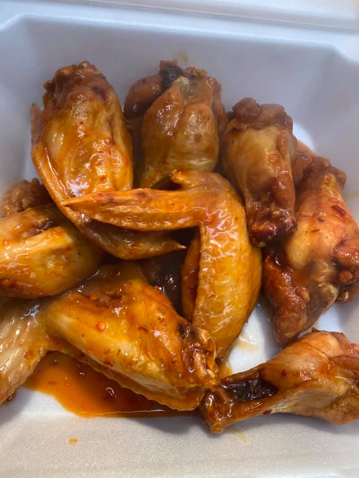 Order Fried Chicken Wings food online from New King Sea Restaurant store, Sioux City on bringmethat.com