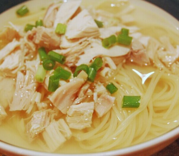 Order Chicken Noodle Soup food online from New china store, Bronx on bringmethat.com