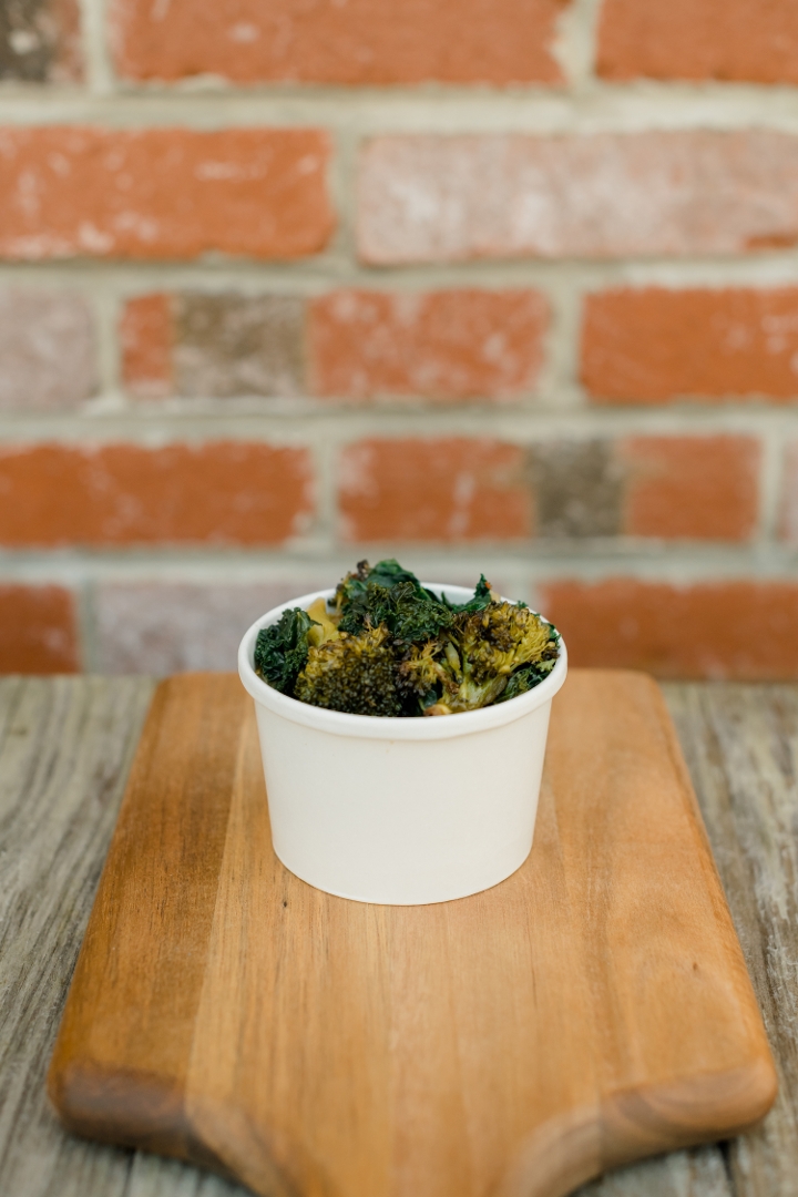 Order Broccoli and Kale w/ Hemp Parm (16oz) food online from Greens And Grains store, Galloway on bringmethat.com