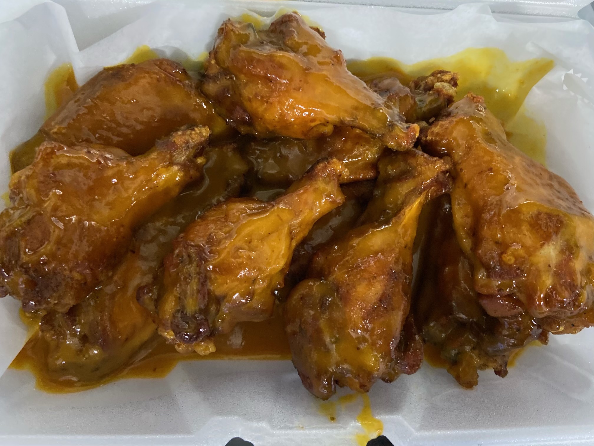 Order 15 Wings food online from Flava Wingz Spot store, Irvington on bringmethat.com