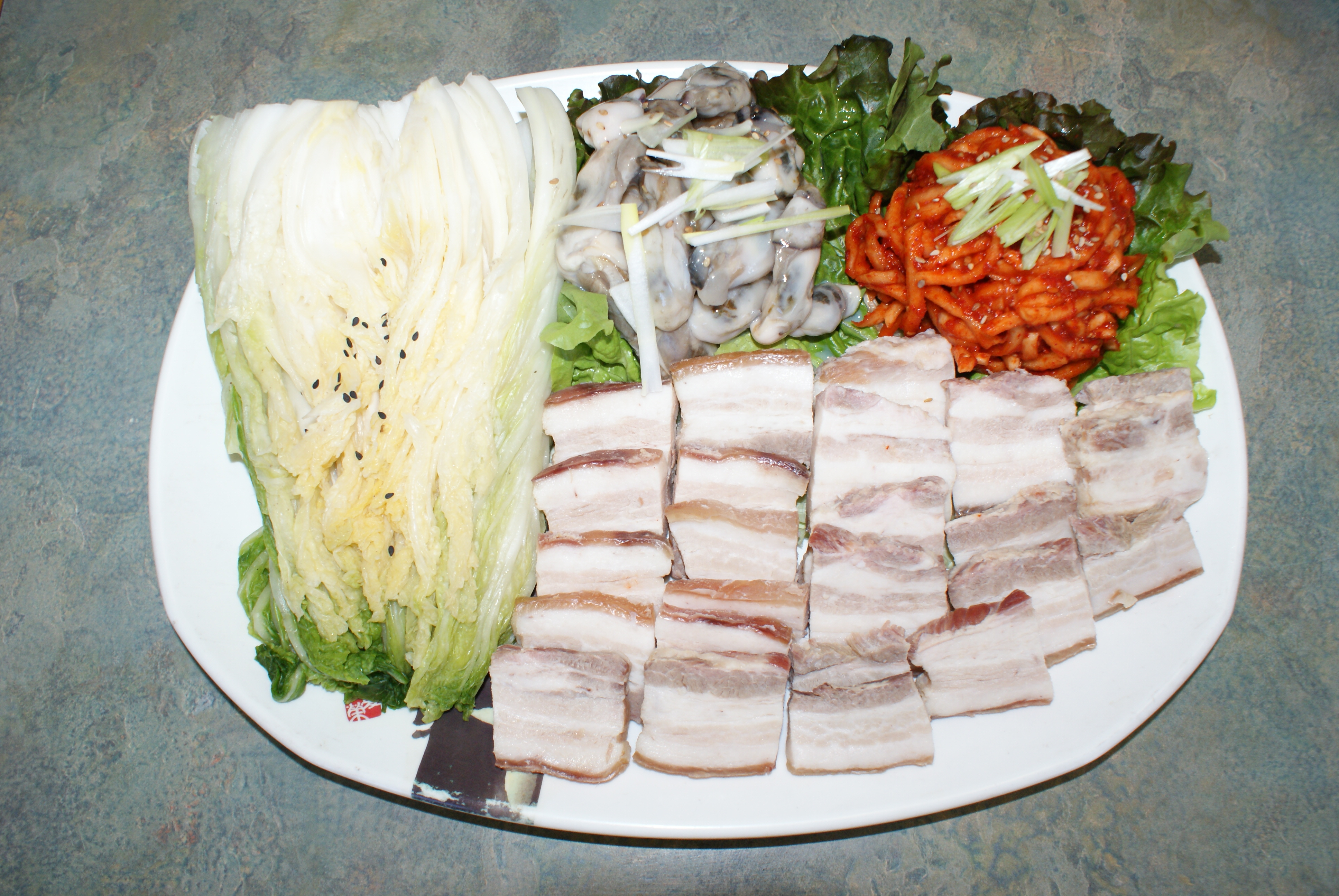 Order 82. Gul Bo Ssam food online from Shu Korean Restaurant store, Santa Clara on bringmethat.com