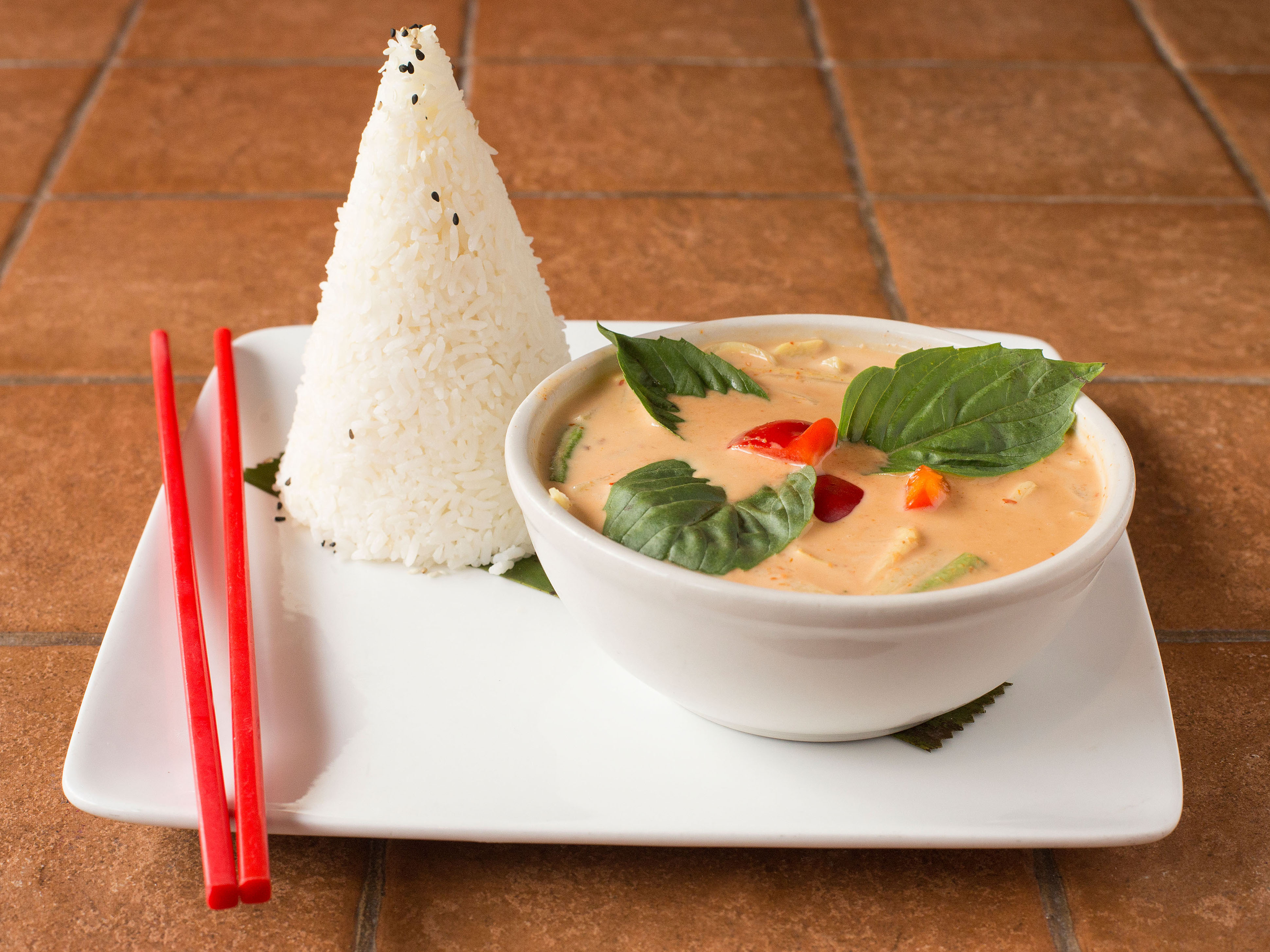 Order Red Curry food online from Thai Tea Asian Fusion Cafe  store, Irving on bringmethat.com