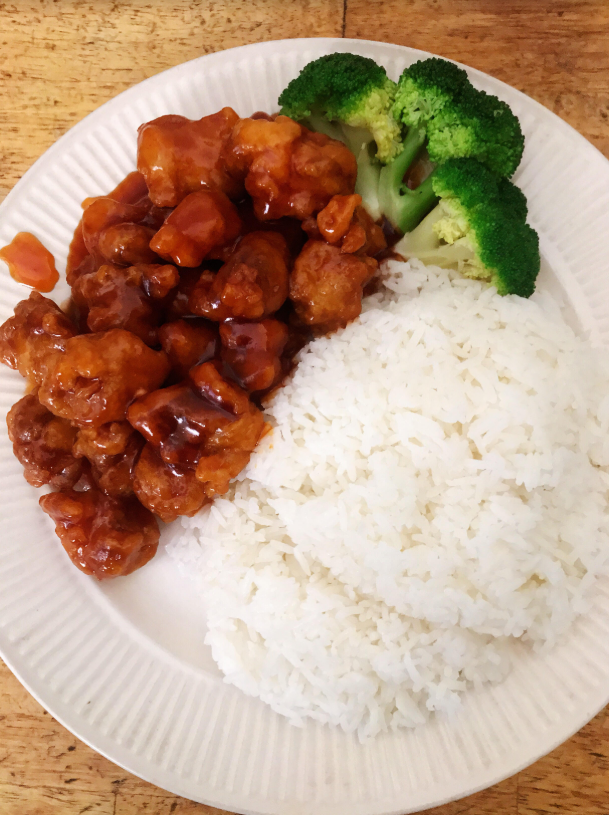 Order 104. General Tso's Chicken Combo Plate food online from Faith Chinese Food store, Brooklyn on bringmethat.com
