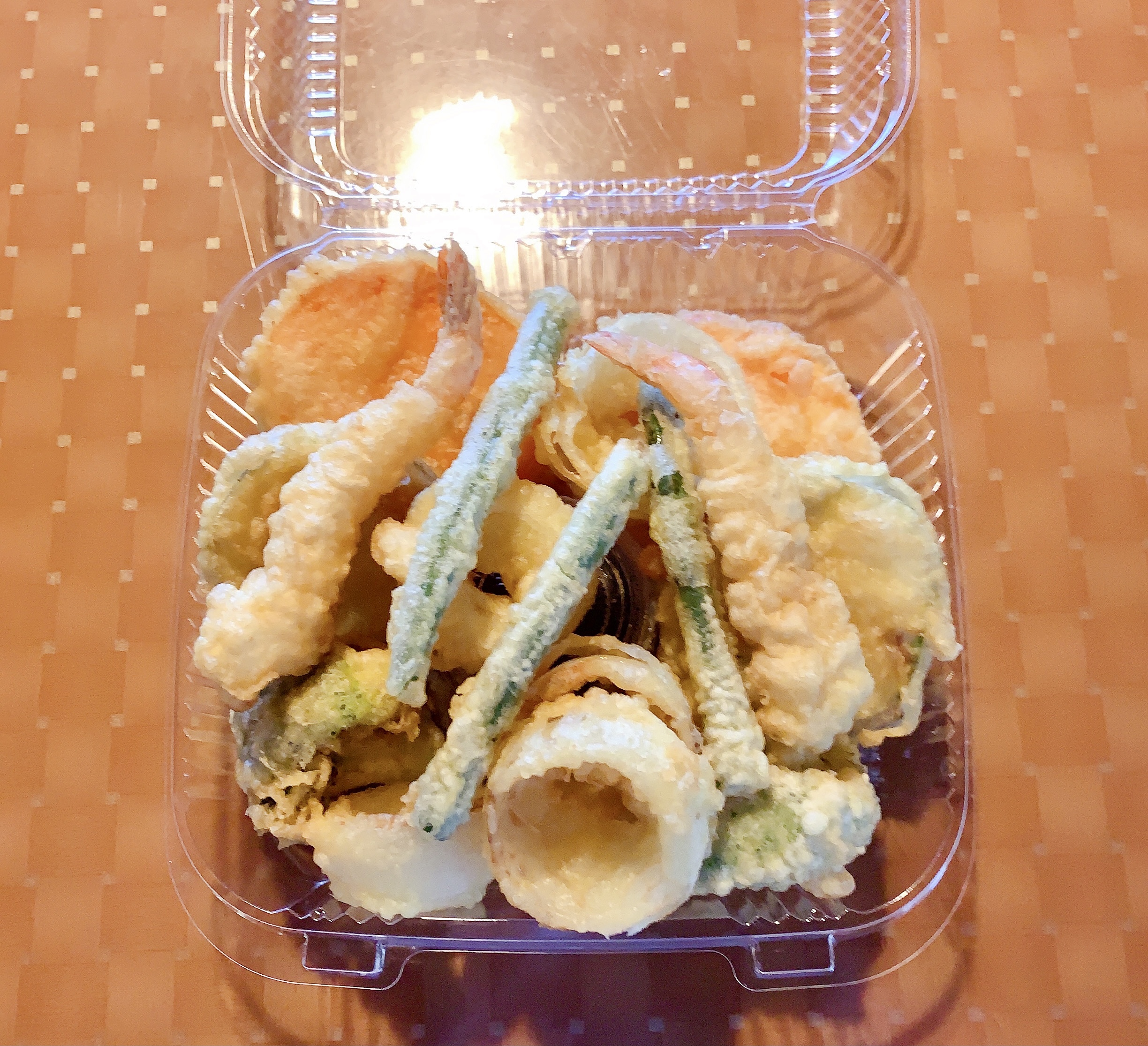 Order  Tempura vegetable & shrimp food online from Makoto Japanese Buffet store, Vancouver on bringmethat.com