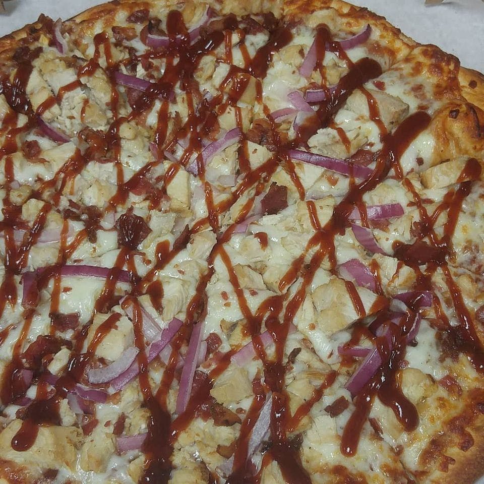 Order BBQ Chicken Pizza - Small 10'' food online from Grandstand Pizza store, El Cajon on bringmethat.com