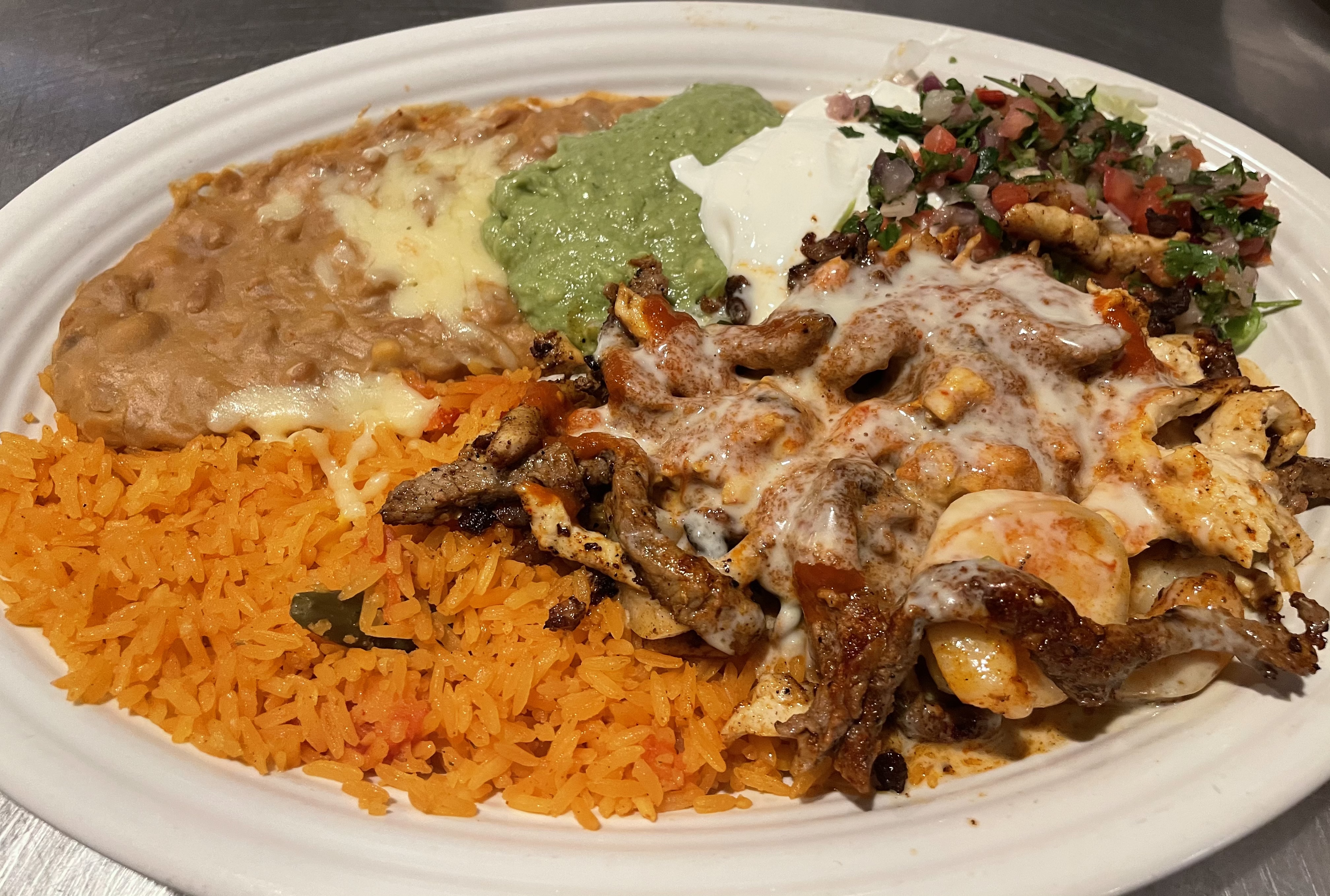 Order Jalisco Special food online from Los Primos Mexican Grill store, Chesapeake on bringmethat.com