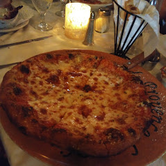 Order 14” Hand Tossed Traditional Red Sauce Pie  food online from Mia Madre Trattoria store, Pittsburgh on bringmethat.com