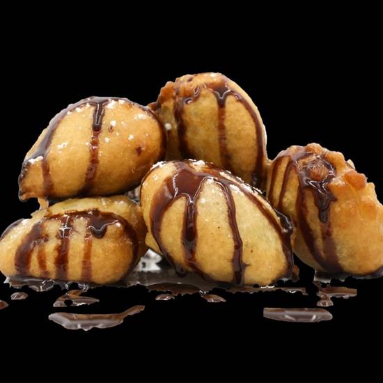 Order FRIED OREOS * food online from Mad Chicken store, Milwaukee on bringmethat.com