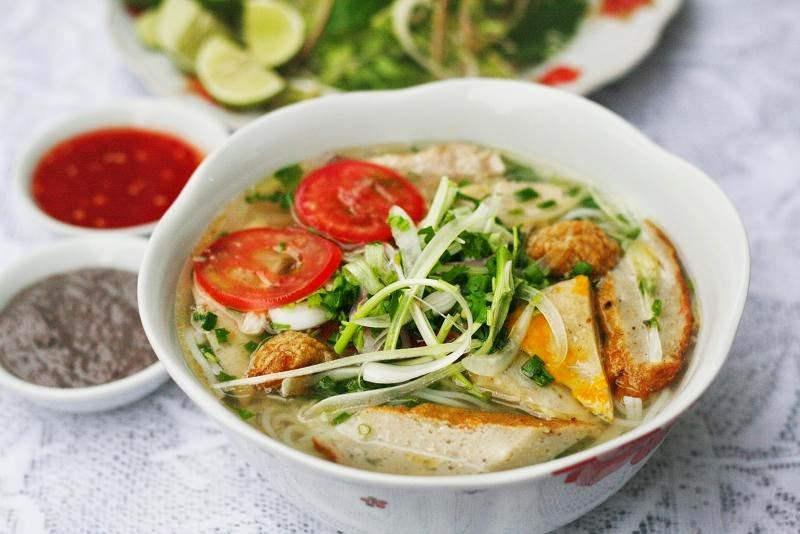 Order Fish Cake Vermicelli Soup (Bun Cha Ca) food online from Now Pho store, Denver on bringmethat.com
