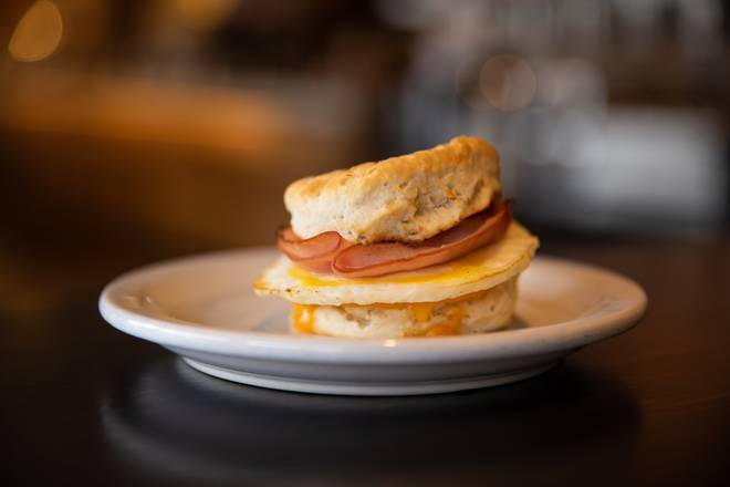 Order Biscuit Sandwich - Bacon, Egg & Cheese food online from Sweetwaters Coffee & Tea store, Saint Louis on bringmethat.com