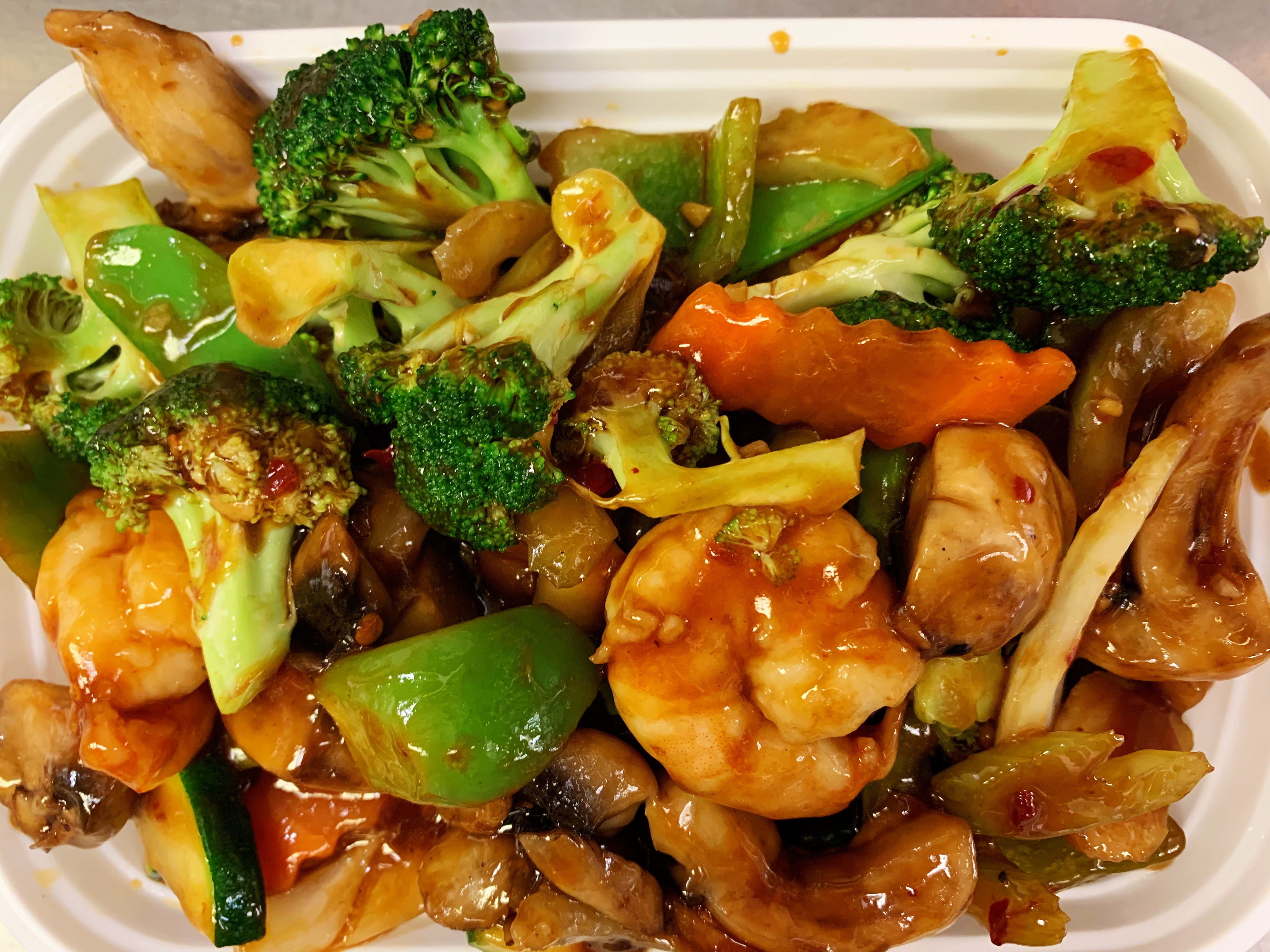 Order Hunan Shrimp food online from Dragon Inn store, Durham on bringmethat.com