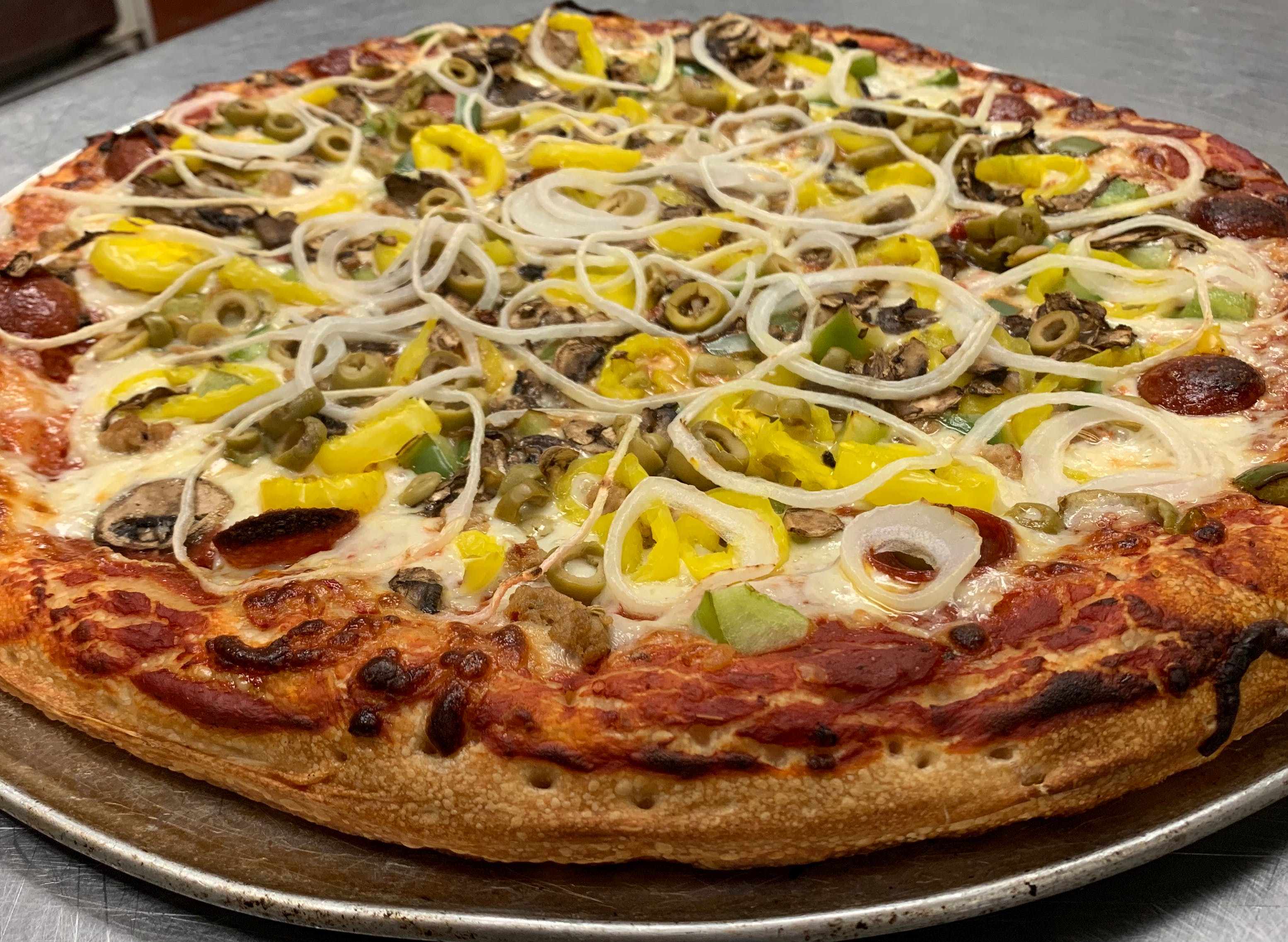 Order The Works Pizza - Personal 8'' food online from Besta Pizza store, Getzville on bringmethat.com