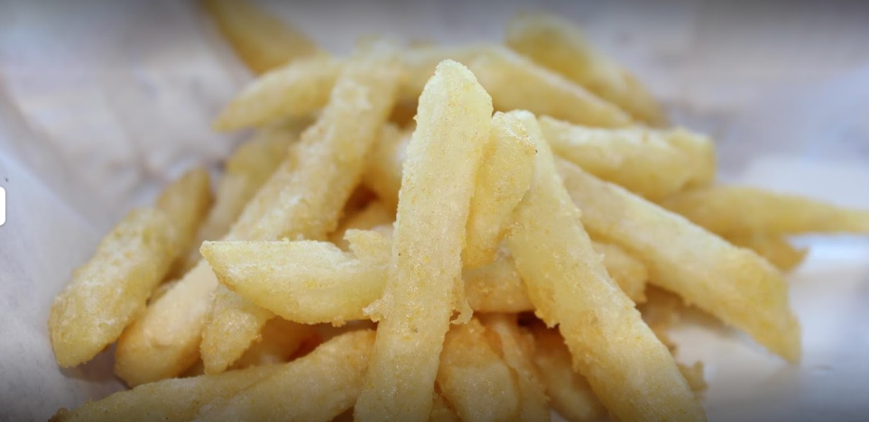 Order French Fries food online from Lily Seoul Cafe store, Killeen on bringmethat.com