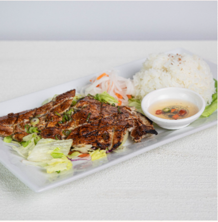 Order R2. Grilled Chicken with Rice food online from Pho 420 Saigon store, Palisades Park on bringmethat.com
