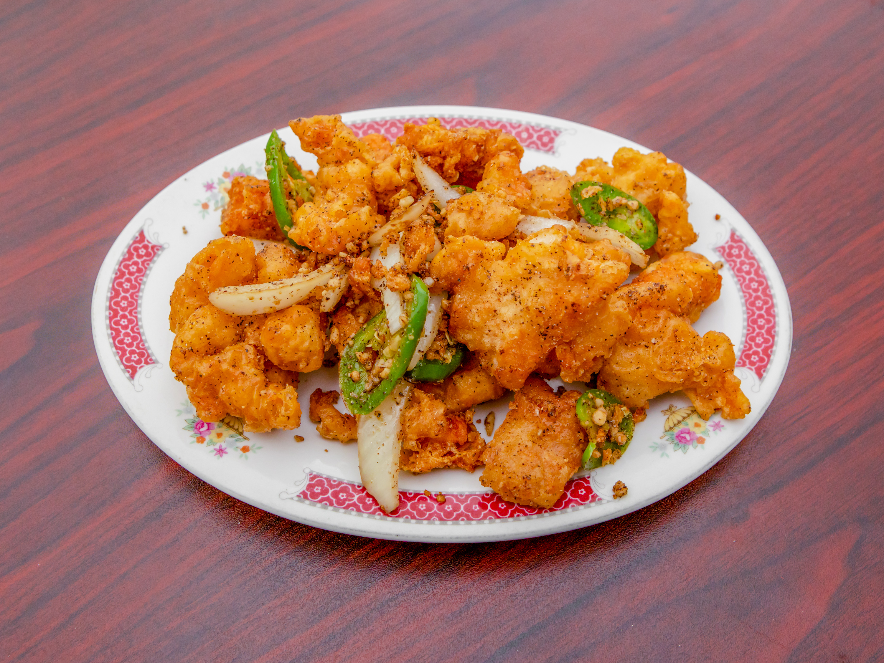 Order Salt and Pepper Chicken food online from Hong Kong Restaurant store, Manteca on bringmethat.com