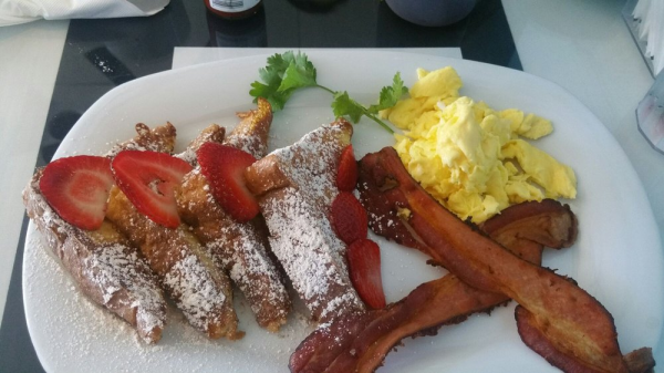 Order French Toast Deluxe food online from Thelma Cafe store, Santa Clarita on bringmethat.com