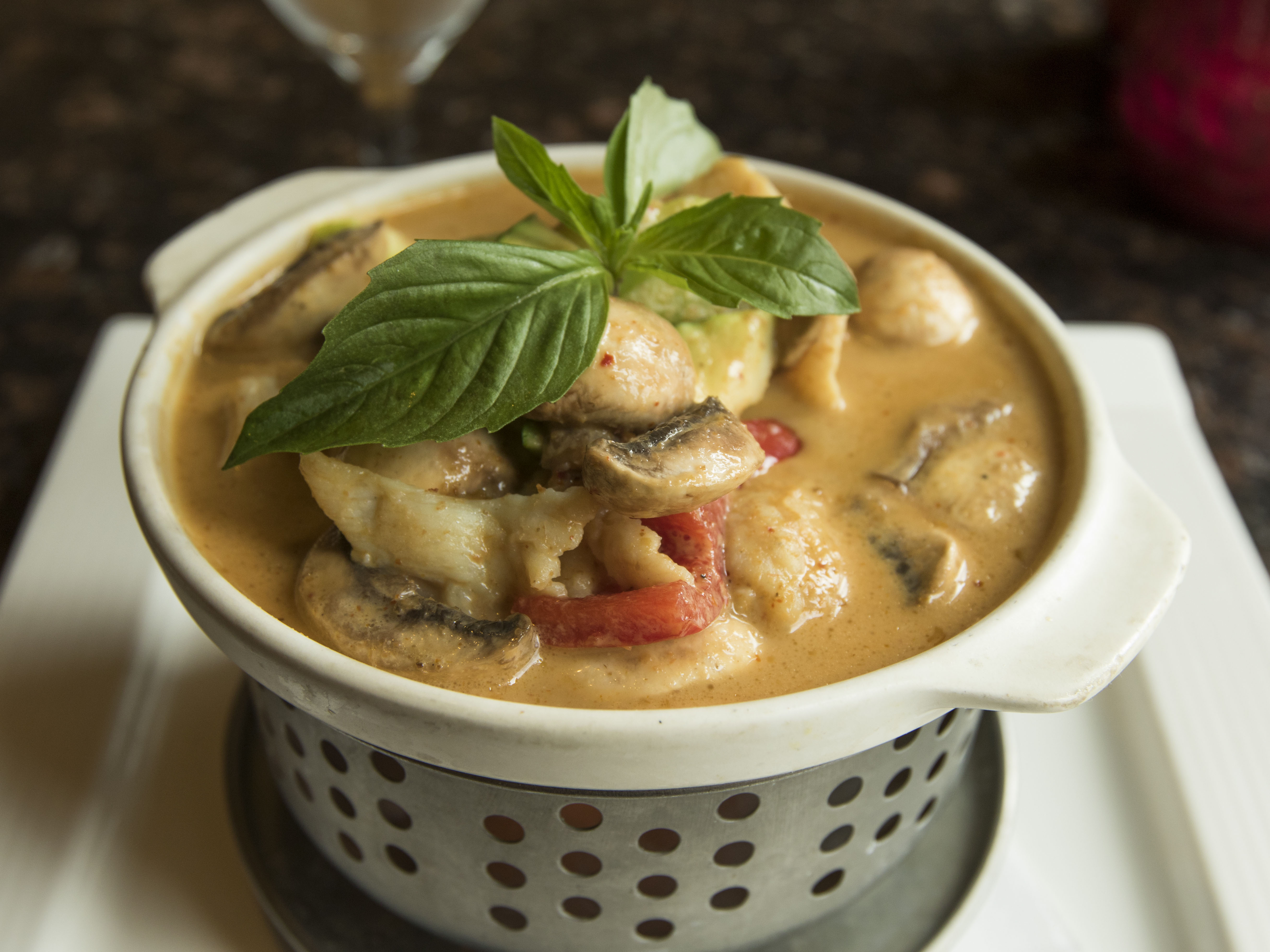 Order Panang Curry Dinner  food online from Purple Ginger Asian Fusion store, Lakewood on bringmethat.com