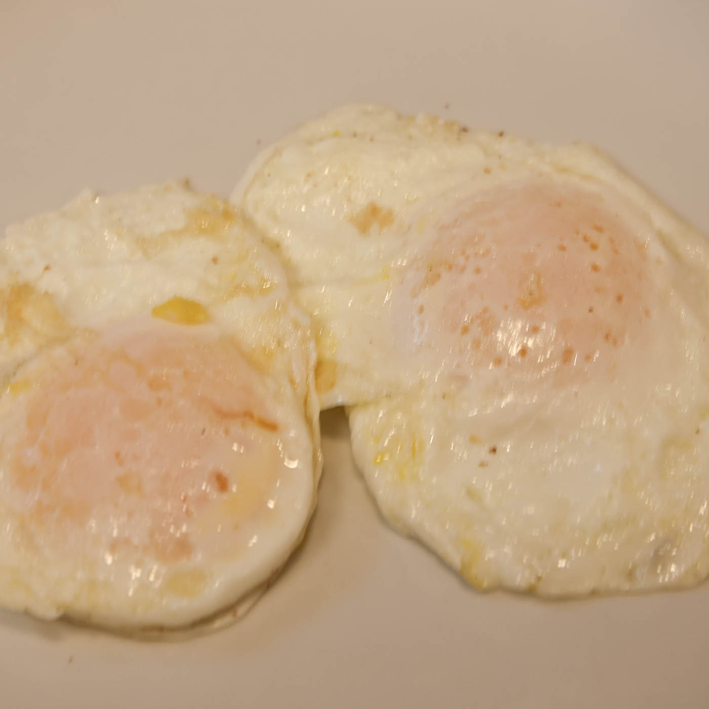 Order 2 Eggs food online from Sunny Street Cafe store, Painesville on bringmethat.com