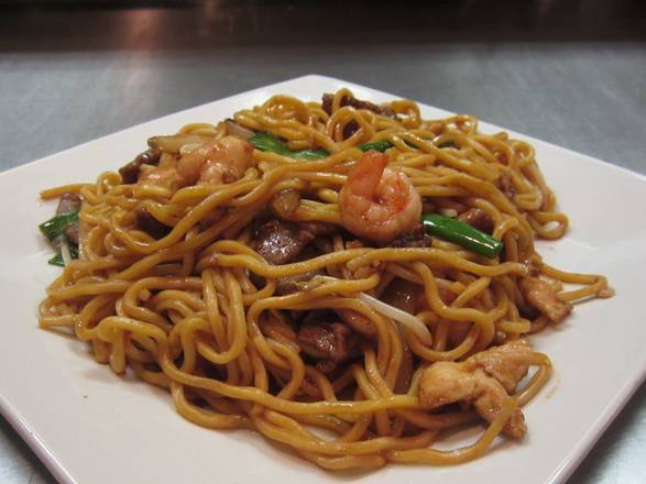 Order Lo Mien Noodles food online from Mei Mei's Kitchen store, Sunset Valley on bringmethat.com
