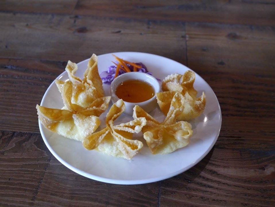 Order 5 Piece Crab Rangoon food online from Eatthai store, Indianapolis on bringmethat.com