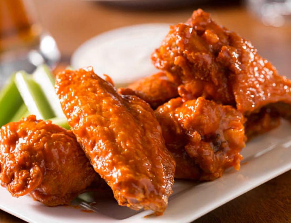 Order Fresh Chicken Wings food online from Funzone store, Downers Grove on bringmethat.com